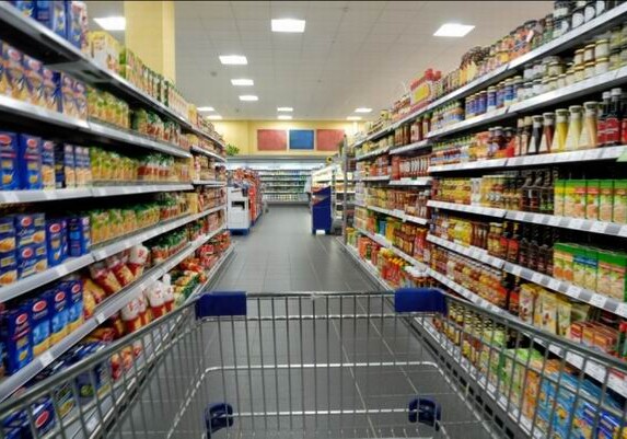 ЦЕНЫ в бакинских супермаркетах после повышения курса доллара