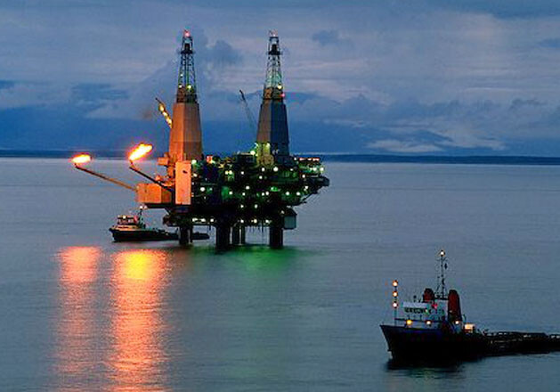 BP приостановила работу нефтяной платформы на Каспии