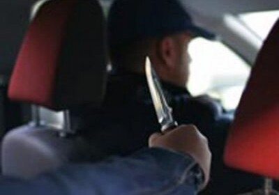 В Баку пассажиры избили и ограбили таксиста