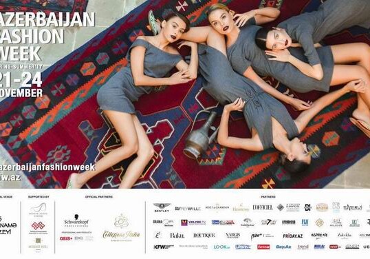 Azerbaijan Fashion Week в бакинском Музее каменной летописи 