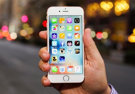 В Интернете появился ролик, заставляющий iPhone «зависнуть»