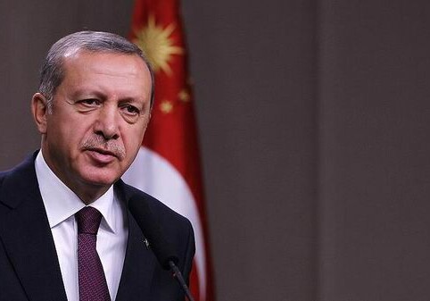 Эрдоган призвал граждан обменять доллары на лиры и золото