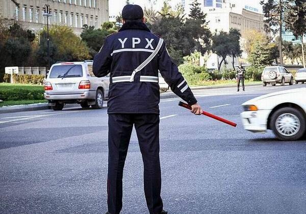 За неправильную парковку будут штрафовать - в Азербайджане 