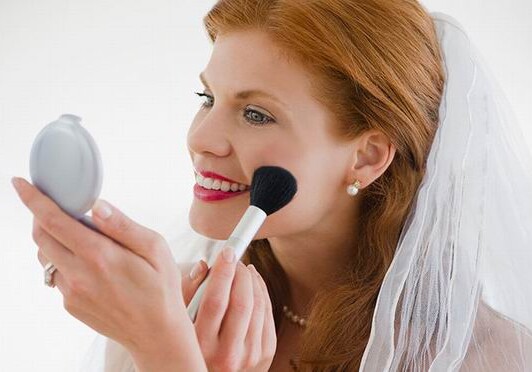 Секреты свадебного макияжа: как невесте накраситься самой