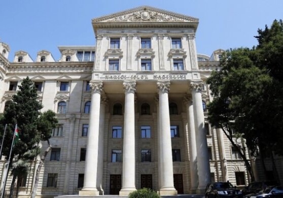 МИД Азербайджана решительно осудил теракт в Стамбуле