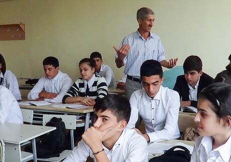 В бакинских школах вводят новый предмет 