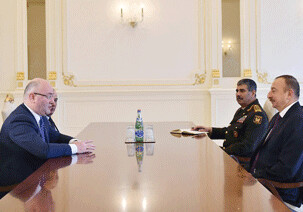 Президент Азербайджана принял министра обороны Грузии