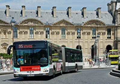 В Париже из-за грязного воздуха вводят дни бесплатного общественного транспорта