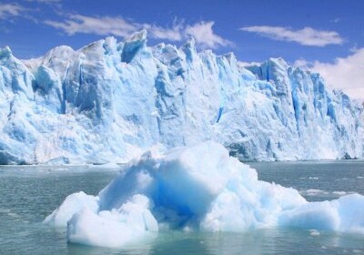 В Антарктиде тает самый большой в мире ледник