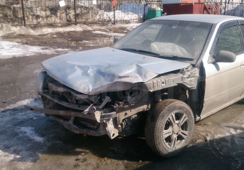 В Баку водитель пожертвовал своим авто ради спасения ребенка