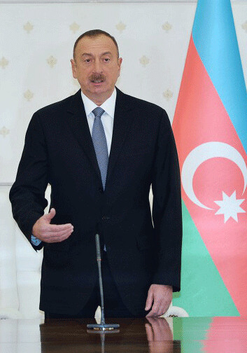 Президент Азербайджана провел заседание Кабмина, посвященное итогам 2016 года