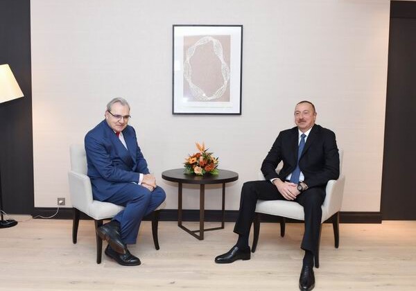 Ильхам Алиев встретился в Давосе с руководителем компании Suez Group