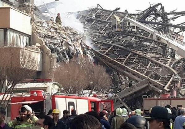 В Тегеране обрушилось здание: посольства эвакуированы (Добавлено-Фото-Видео)