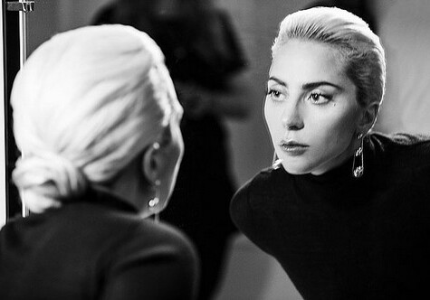 Леди Гага снялась в рекламе ювелирной коллекции 