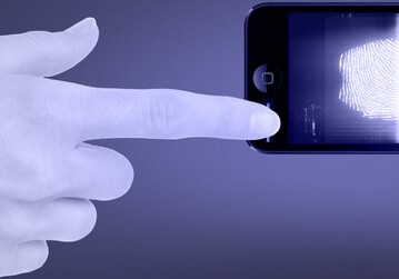 Apple запатентовала экран, считывающий отпечатки пальцев