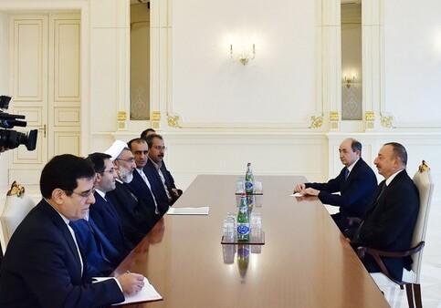 Президент Ильхам Алиев принял Мустафу Пурмохаммади