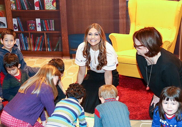 Принцесса Швеции Мадлен выпускает книгу для детей