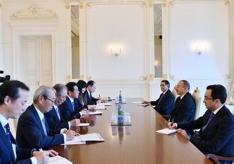 Президент Ильхам Алиев принял министра экономики Японии
