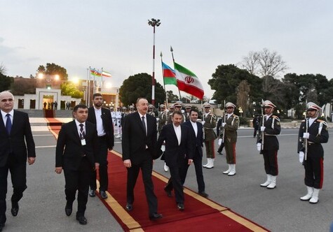 Завершился визит Президента Ильхама Алиева в Иран (Фото)
