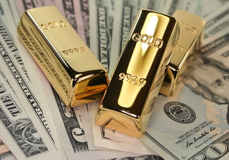 Предотвращен незаконный вывоз из Азербайджана $190 тыс. и 5 слитков золота