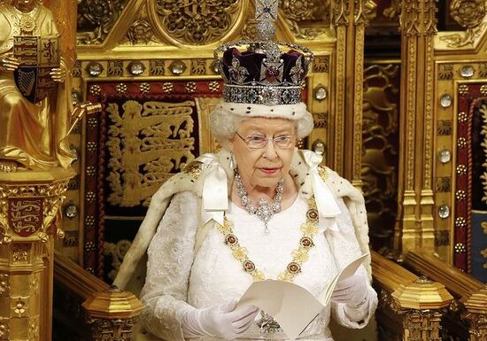 Елизавета II одобрила закон о запуске Brexit