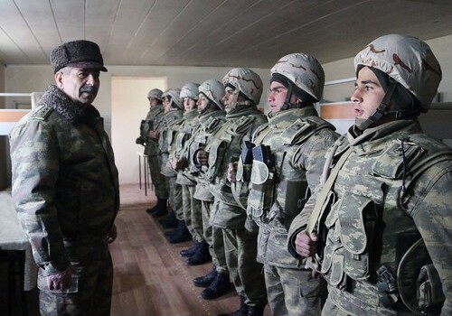Закир Гасанов проверил организацию обороны в частях на линии фронта (Фото)