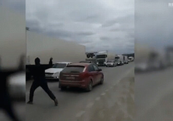 В Дагестане избиты азербайджанские водители, автомобили закиданы камнями (Видео)