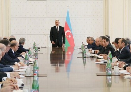 Президент Азербайджана провел заседание Кабмина (Фото-Обновлено)