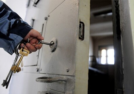 Президент Грузии помиловал 91 заключенного