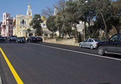 Улица в центре Баку перекрывается – в связи с укладкой асфальта к «Формуле-1»