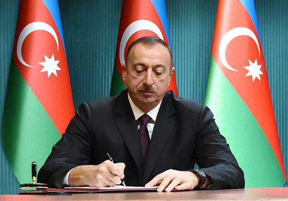 По указанию президента Азербайджана приостановлено строительство жилого здания на Ясамальского района