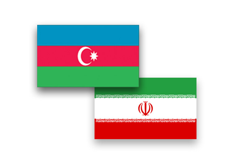 Министр обороны Азербайджана отправился в Иран