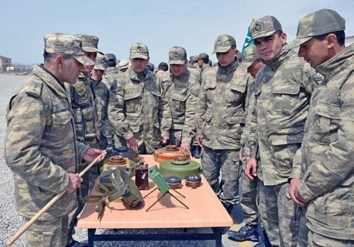 Продемонстрированы вооружение и техника, которые будут задействованы на азербайджано-турецких учениях (Фото)