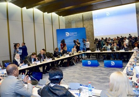 В Баку начал работу IV Всемирный форум межкультурного диалога (Фото)