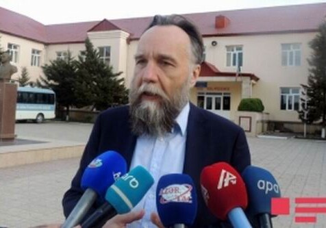 «Азербайджанский народ не враждует с простыми армянами, а только хочет освобождения оккупированных земель» - Дугин 