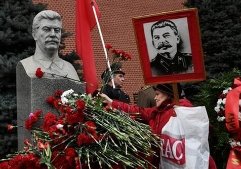 Половина россиян положительно оценила деятельность Сталина в годы войны