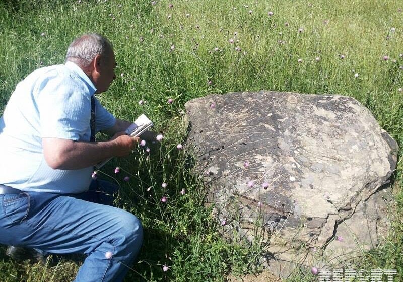 В Джалилабаде обнаружена каменная летопись (Фото) 