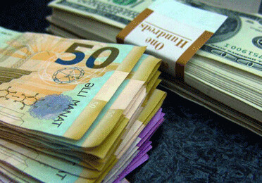 Объявлен курс доллара в Азербайджане на 11 мая