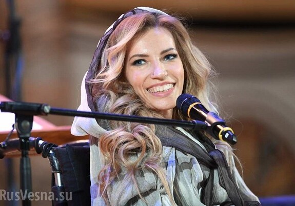 Юлия Самойлова: «От всего сердца желаю успеха азербайджанской исполнительнице на «Евровидении-2017»!»