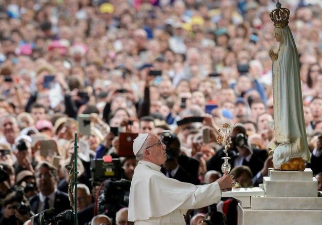 Папа римский причислит к лику святых свидетелей «чуда в Фатиме»