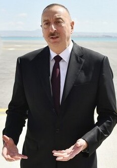 Президент Ильхам Алиев: «С подписанием «Контракта века» начался новый период в нефтяной промышленности Азербайджана»