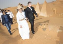 Анджелина Джоли вызвала скандал между Египтом и Суданом