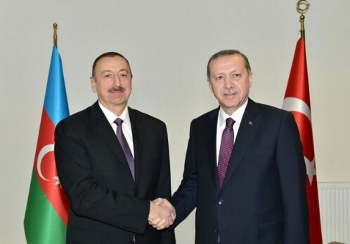 Президент Азербайджана поздравил турецкого коллегу