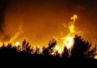 Оккупанты подожгли захваченное село Беюк Марджанлы 