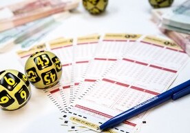 Житель Новосибирска выиграл в лотерею 300 млн рублей
