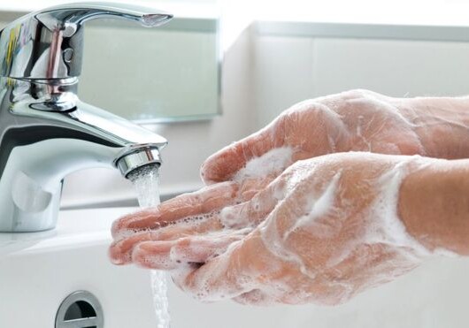 Руки вымыли? Но вы же не знаете, как правильно это делать!