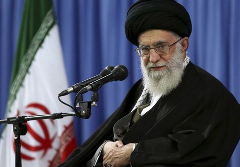 Хаменеи: «Вмешательство извне препятствует урегулированию конфликтов в исламских странах»