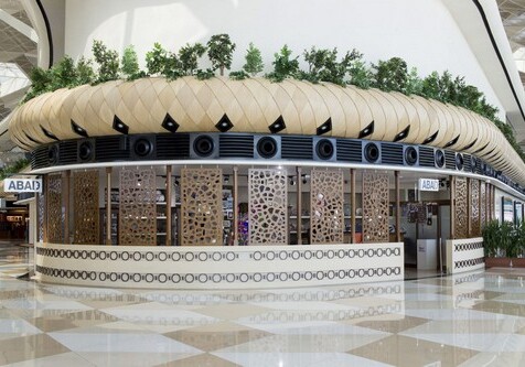 В Международном аэропорту Гейдар Алиев начал действовать Центр искусств (Фото-Видео)