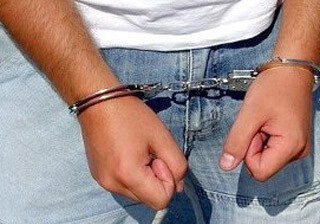 В Баку задержан преступник, снимавший деньги с банковских счетов граждан