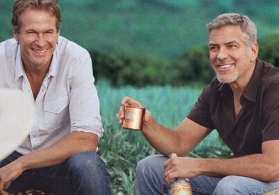 Джордж Клуни продал свой бренд текилы за $1 млрд